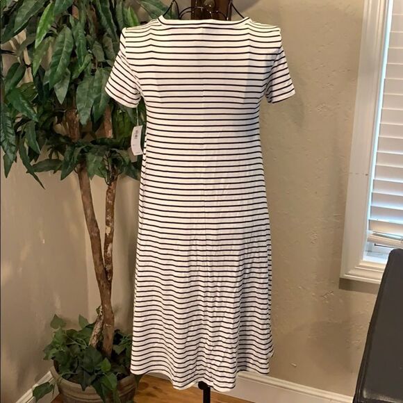 Old navy Striped flowy t-shirt dress | size XS | black/white | NWT - Picture 5 of 6